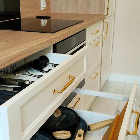 Centrum Sobieski 아파트